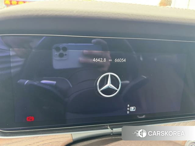 Mercedes-Benz E-class 2023 Черный из Китая, фото 4