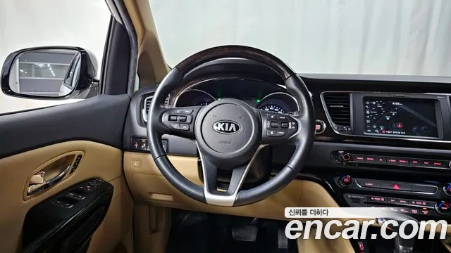 Kia The New Carnival id 2660601 из Кореи 14