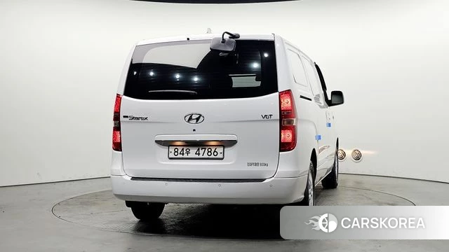 Hyundai The New Grand Starex id 4188251 из Кореи 14