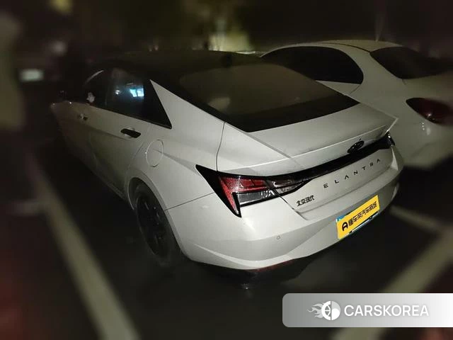 Hyundai Elantra 2021 Белый из Китая, фото 4