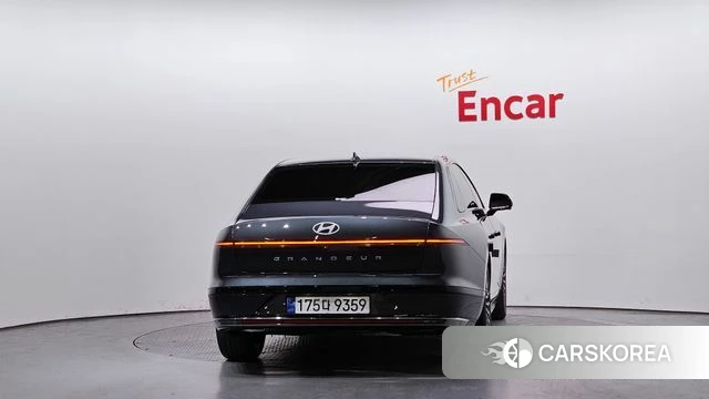 Hyundai Grandeur (GN7) id 4193971 из Кореи 14