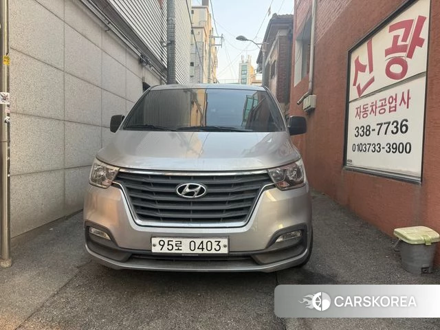 Hyundai The New Grand Starex 2018 Серебристо-серый из Кореи, фото 4