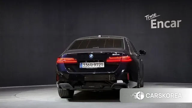 BMW 5 Series (G60) id 3420049 из Кореи 14