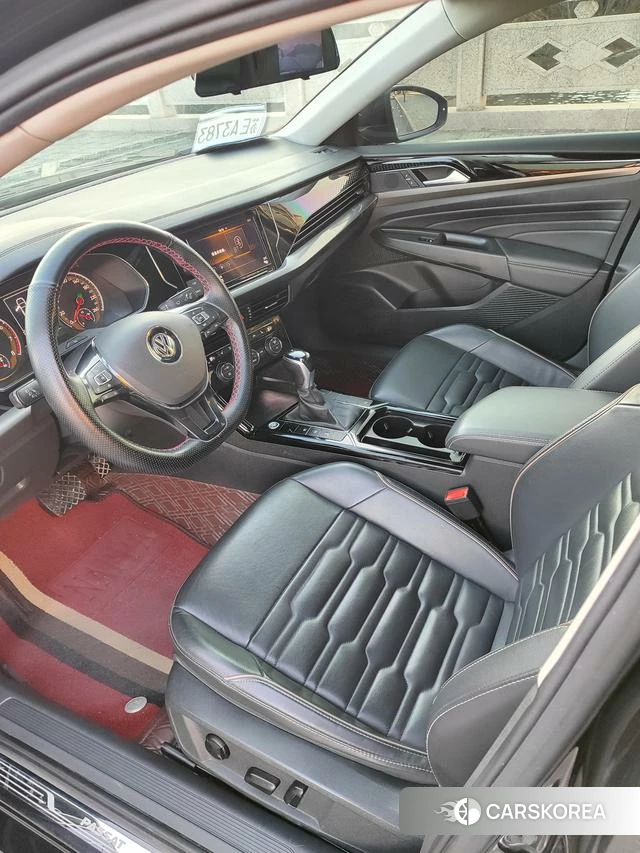 Volkswagen Passat id 4253811 из Китая 8