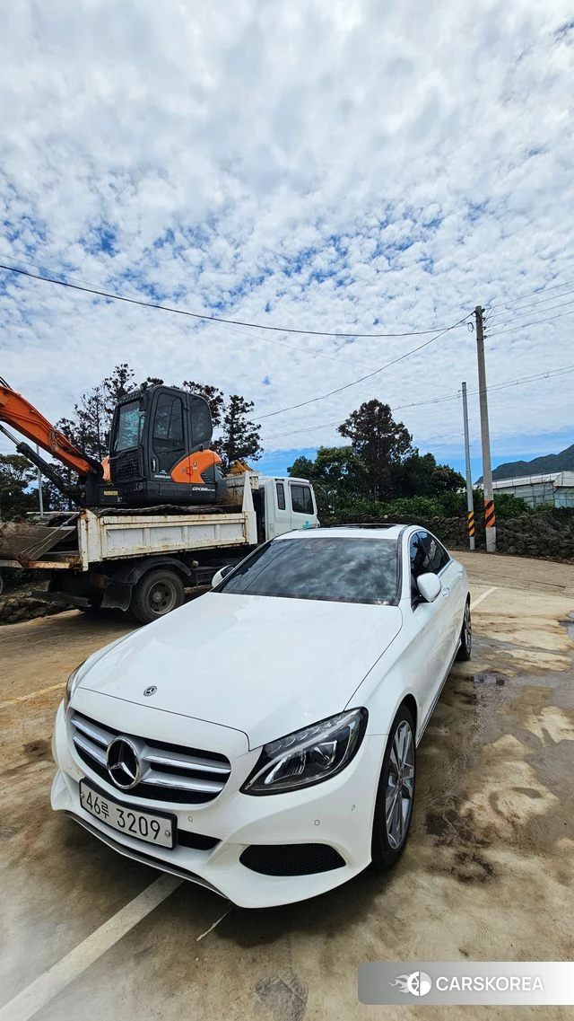 Mercedes-Benz C-Class W205 2018 Белый из Кореи, фото 4