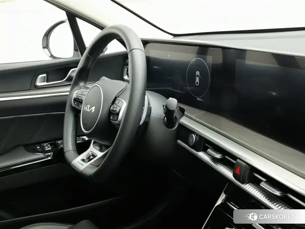 Kia K5 id 4578279 из Китая 18