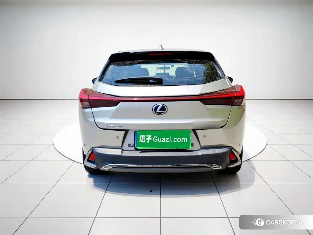 Lexus UX id 4599797 из Китая 15
