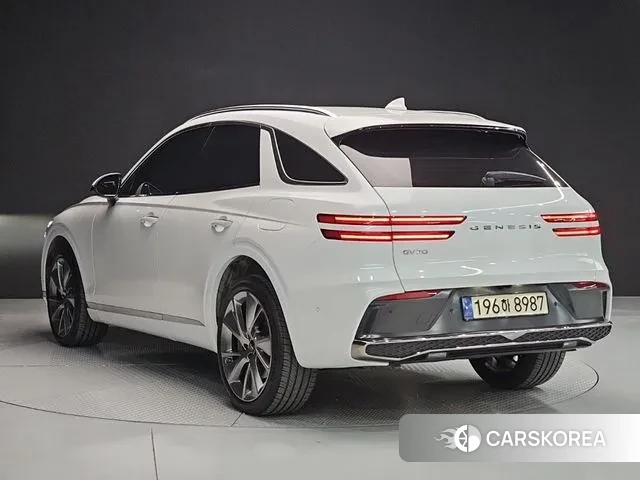 Genesis GV70 id 3706645 из Кореи 14