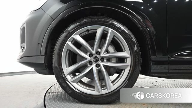 Audi Q7 (4M) id 4629907 из Кореи 30