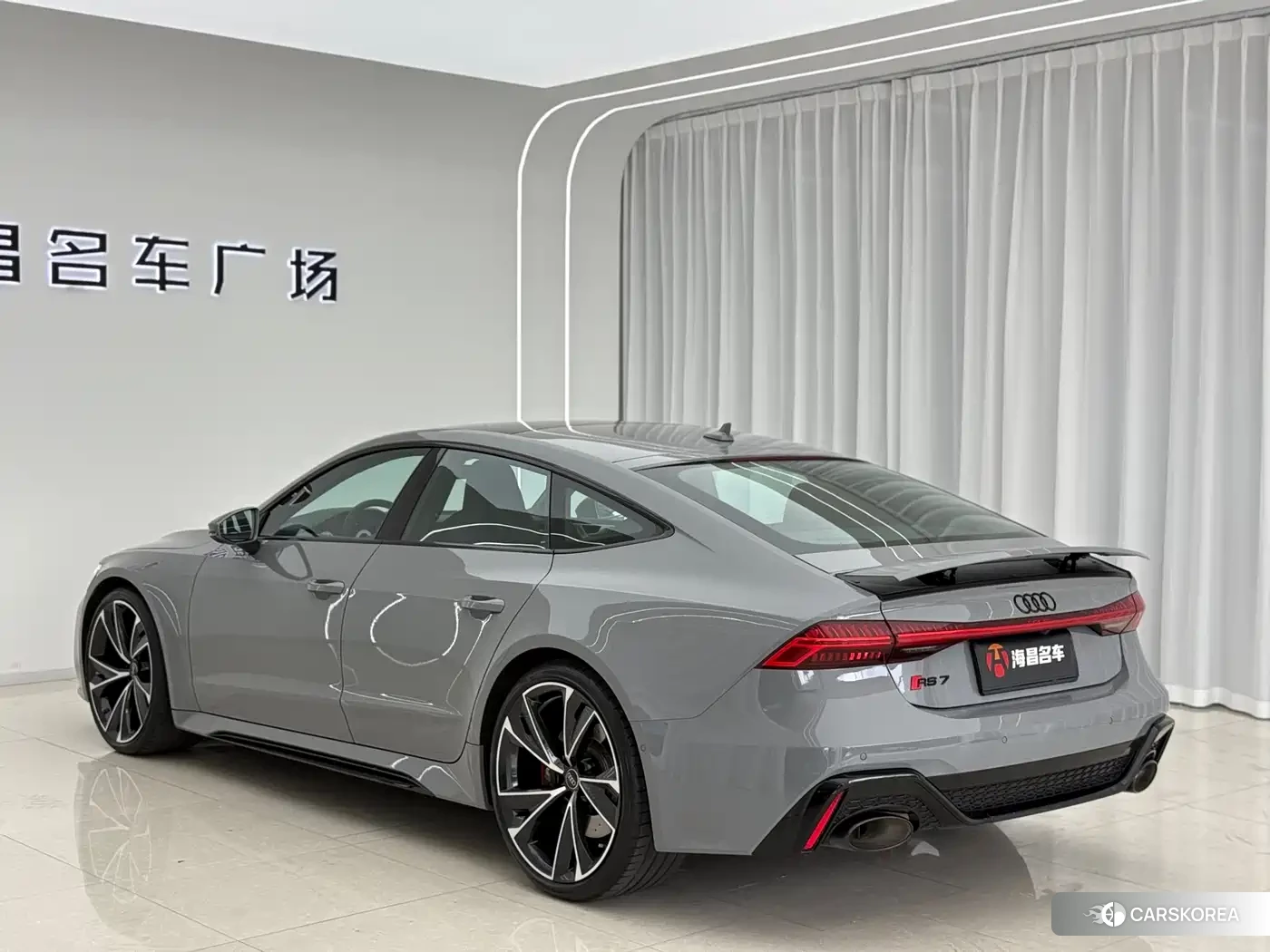 Audi RS 7 2025 Silver/gray из Китая, фото 4