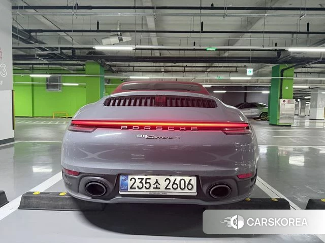 Porsche 911(992) 2024 Серебристо-серый из Кореи, фото 4