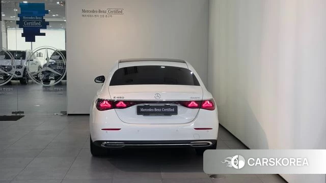 Mercedes-Benz E-Class W214 id 4629861 из Кореи 14