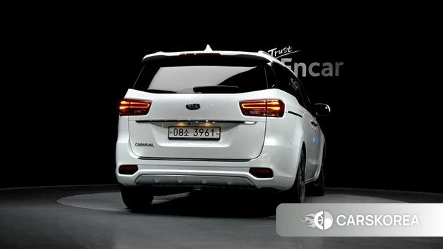 Kia The New Carnival id 3917404 из Кореи 14