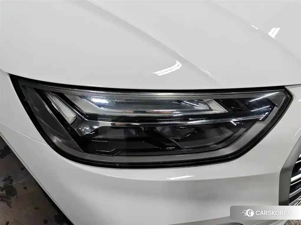 Audi Q5L id 4515317 из Китая 11