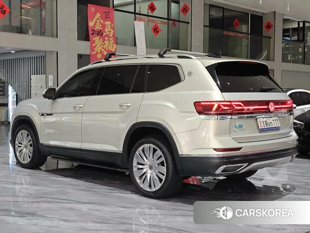 Volkswagen Tourang id 4336373 из Китая 25