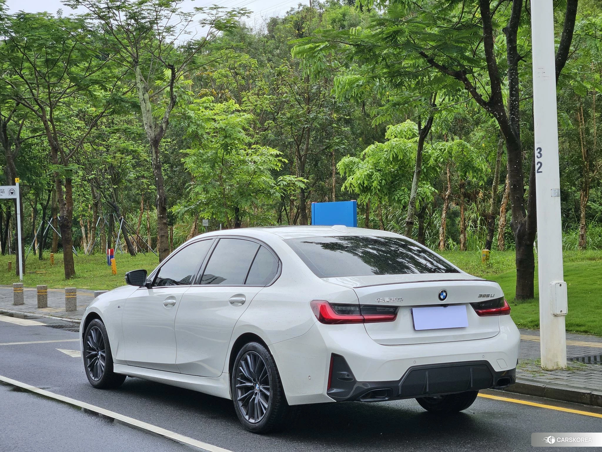 BMW 3 series id 4486563 из Китая 17