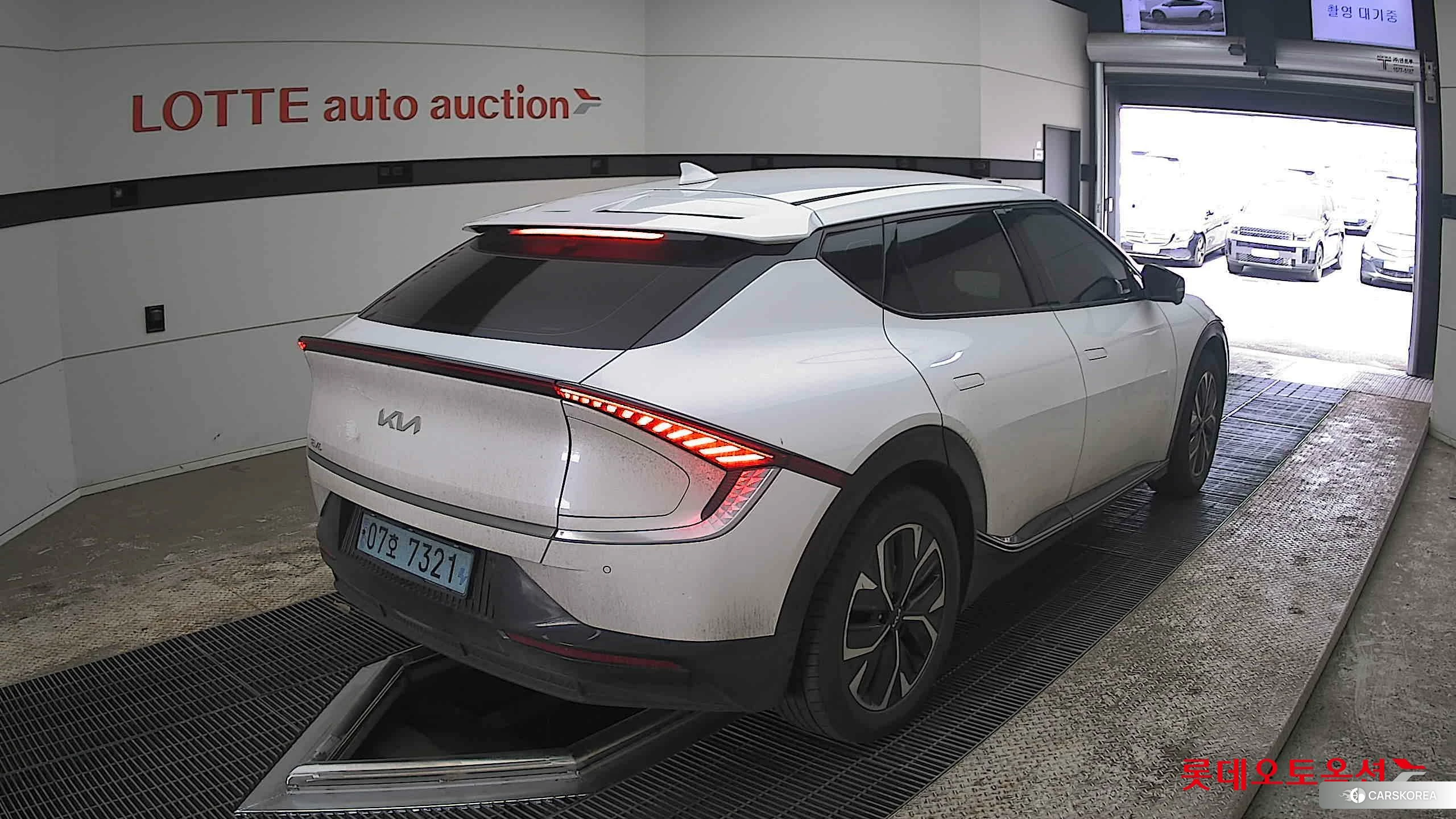 Kia EV6 id 3888405 из Кореи 31