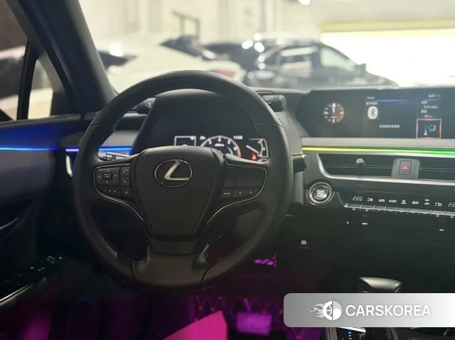 Lexus UX id 4348955 из Китая 13