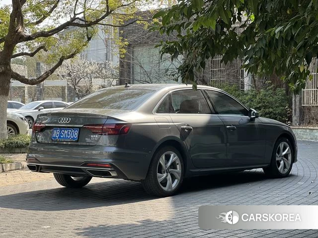 Audi A4L id 4241763 из Китая 11