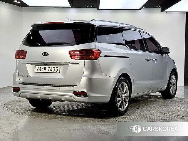 Kia The New Carnival id 3742358 из Кореи 14