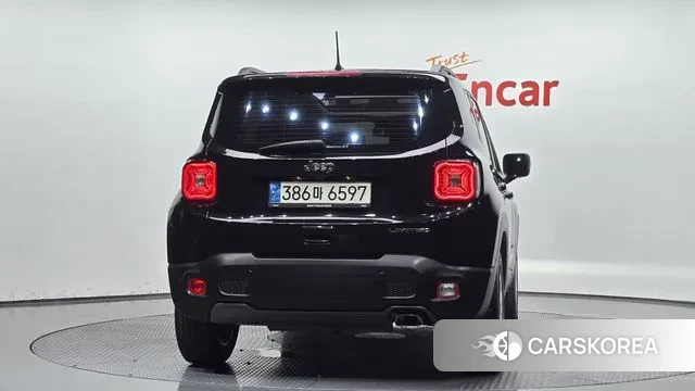 Jeep Renegade id 2998881 из Кореи 14