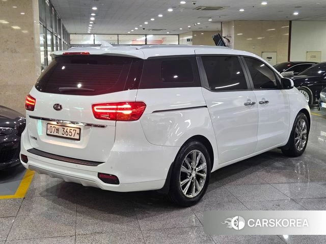 Kia The New Carnival id 4703528 из Кореи 14
