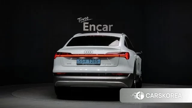 Audi e-Tron id 3655233 из Кореи 14