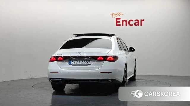 Mercedes-Benz E-Class W214 id 4432335 из Кореи 24