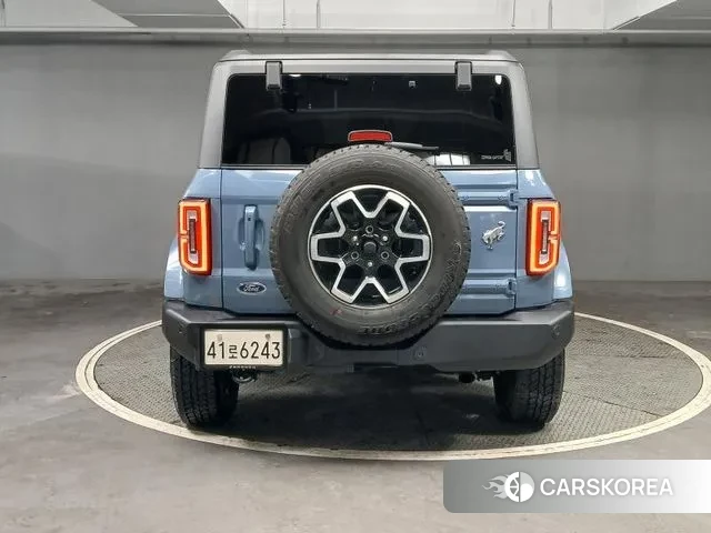 Ford Bronco 6th Generation 2024 Небесно-голубой из Кореи, фото 4