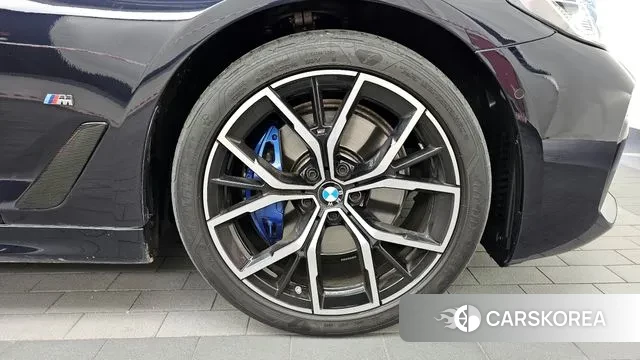 BMW 5 Series (G30) id 3342058 из Кореи 14