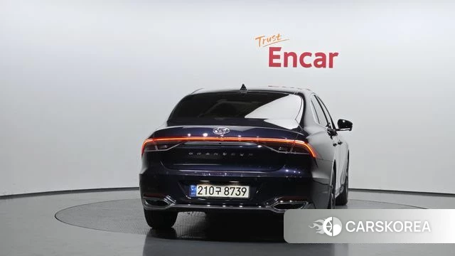 Hyundai The New Grandeur IG Hybrid id 4282977 из Кореи 25
