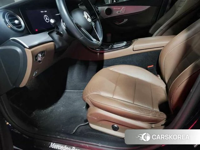 Mercedes-Benz E-Class W213 2021 Синий из Кореи, фото 4