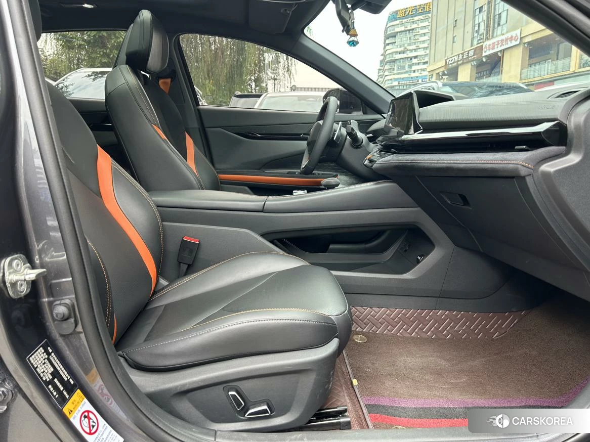 Chang'an UNI-V 2023 Фиолетовый из Китая, фото 4