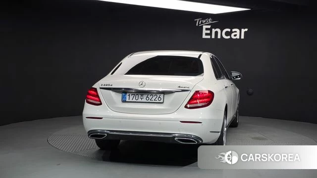Mercedes-Benz E-Class W213 id 4596340 из Кореи 14