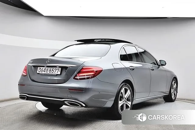 Mercedes-Benz E-Class W213 id 3601917 из Кореи 13