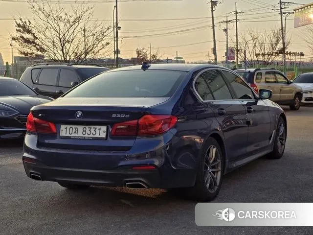 BMW 5 Series (G30) id 3520108 из Кореи 9