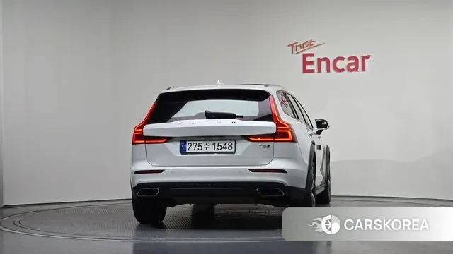 Volvo V60 Cross-Country 2nd Generation id 3479973 из Кореи 14