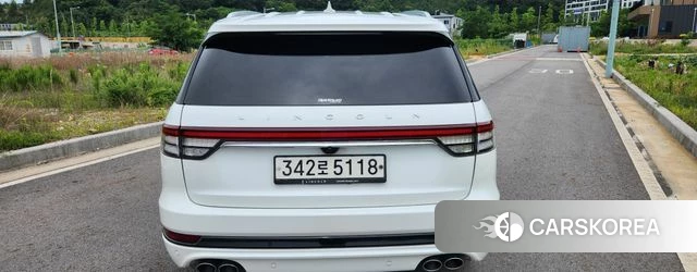 Lincoln Aviator 2nd generation 2021 Белый из Кореи, фото 4