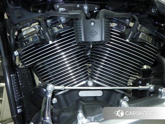 Engine photo