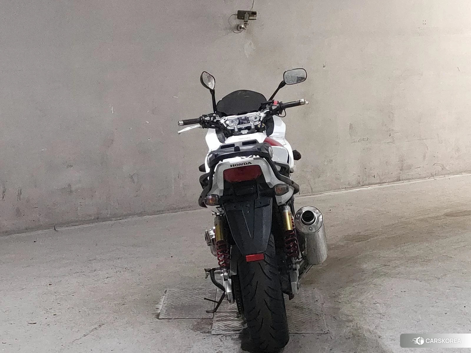 Проданный Honda CB1300SF BOLDOR 2013 из Японии, фото 2