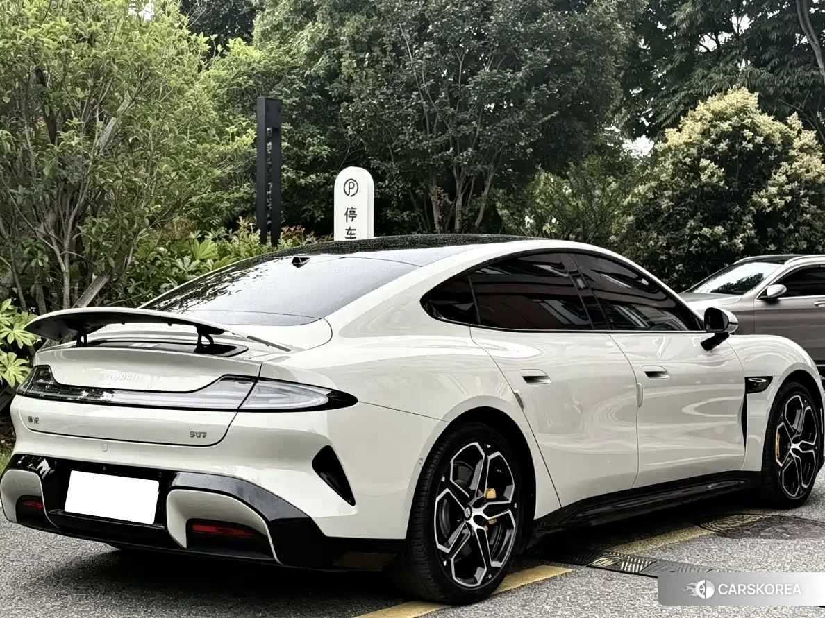 Xiaomi Car Xiaomi SU7 2024 Белый из Китая, фото 4