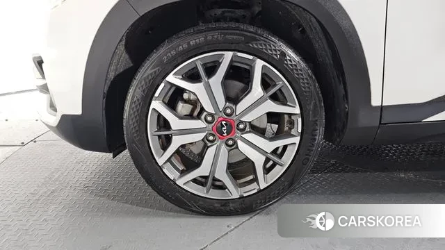 Kia Seltos id 3463221 из Кореи 14