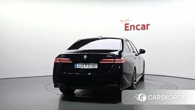 BMW 5 Series (G60) id 4571052 из Кореи 31