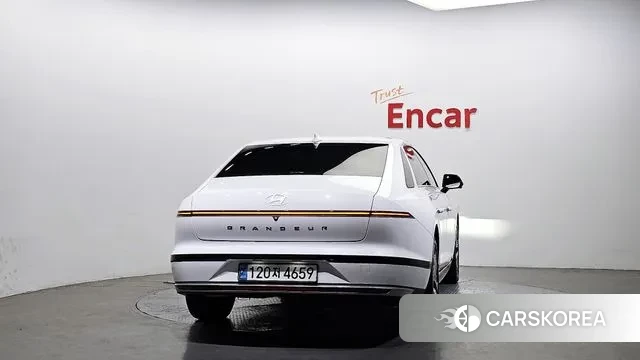 Hyundai Grandeur Hybrid (GN7) id 3251367 из Кореи 14