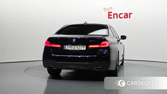 BMW 5 Series (G30) id 4355362 из Кореи 14