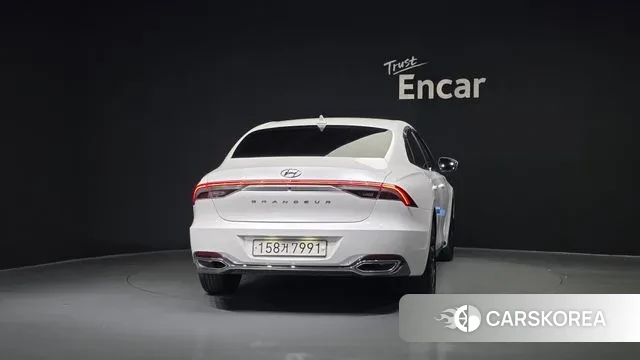 Hyundai The New Grandeur IG Hybrid id 3433728 из Кореи 14