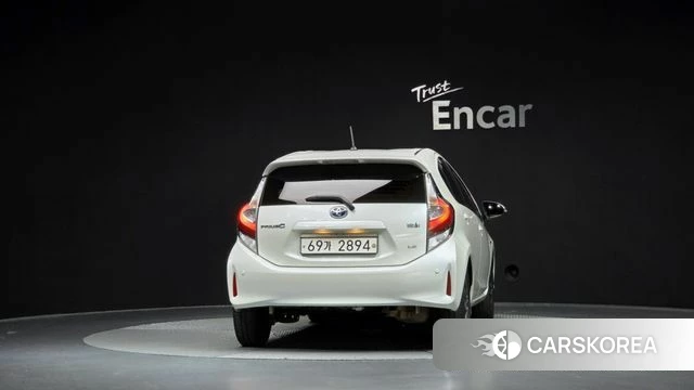 Toyota Prius C id 4776202 из Кореи 29