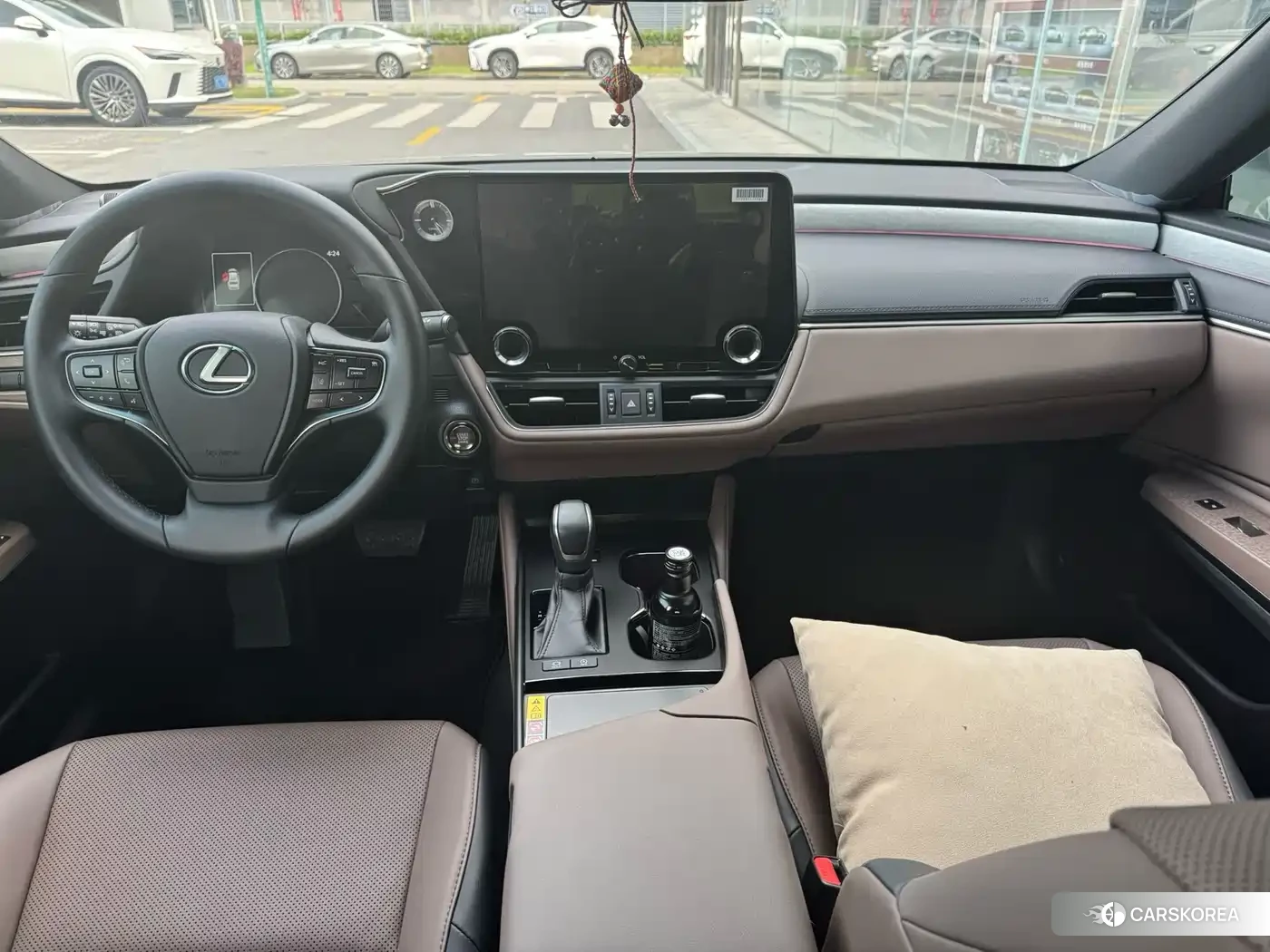 Lexus ES 2026 Silver/gray из Китая, фото 4