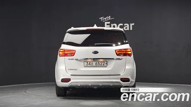 Kia The New Carnival id 2331763 из Кореи 14