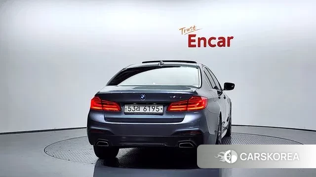 BMW 5 Series (G30) id 3434861 из Кореи 14